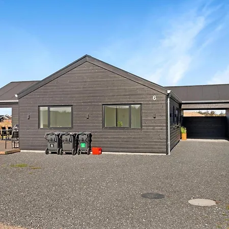 度假居 Home, 950m From Sea *